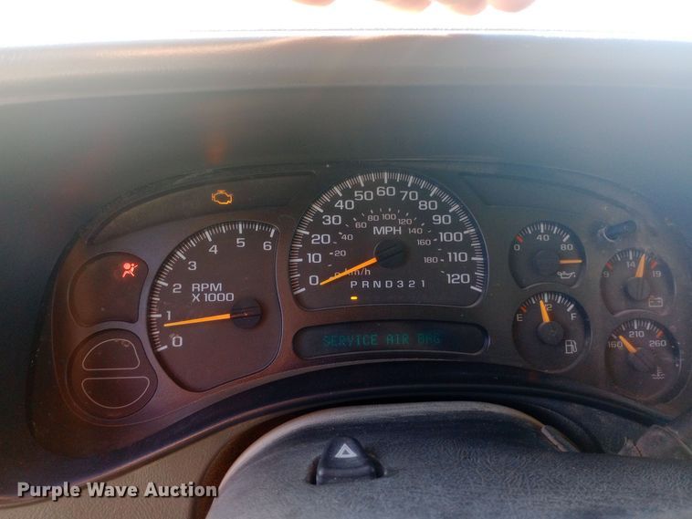 image for item DW0952 2006 GMC Sierra 1500 Ext. Cab pickup truck