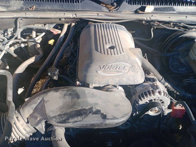 image for item DW0952 2006 GMC Sierra 1500 Ext. Cab pickup truck