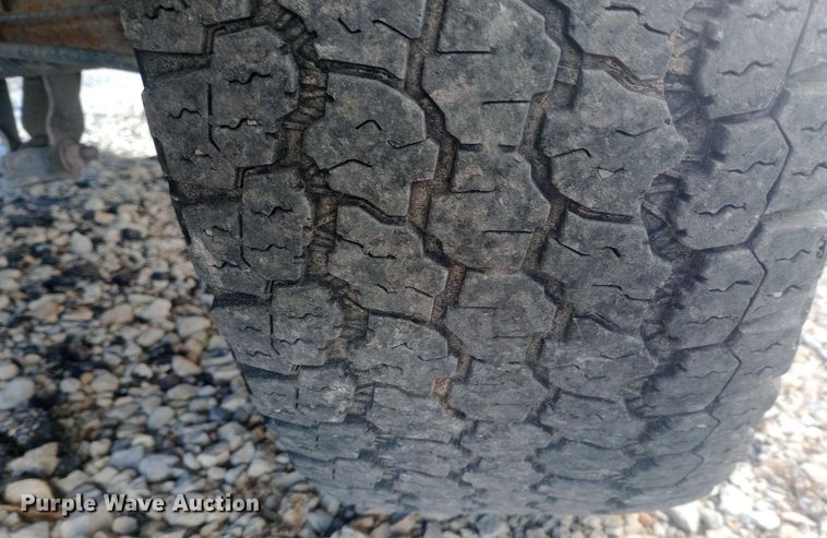 image for item DW0952 2006 GMC Sierra 1500 Ext. Cab pickup truck