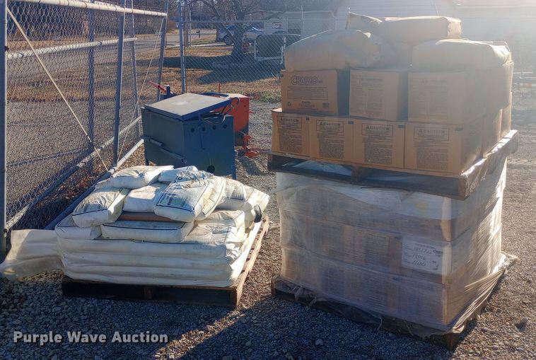 image for item DW0953 Concrete equipment