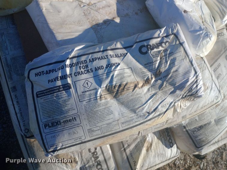 image for item DW0953 Concrete equipment