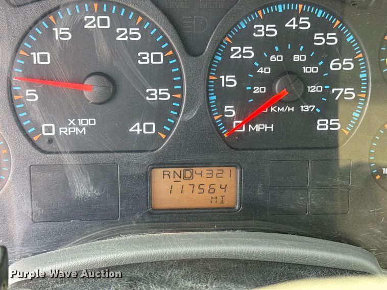 image for item DW2482 2005 International 7400 dump truck