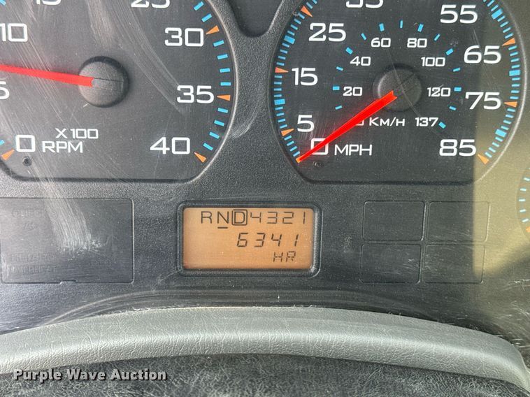 image for item DW2482 2005 International 7400 dump truck