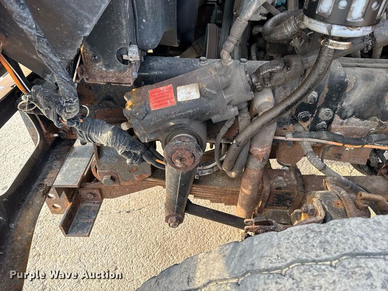 image for item DW2482 2005 International 7400 dump truck