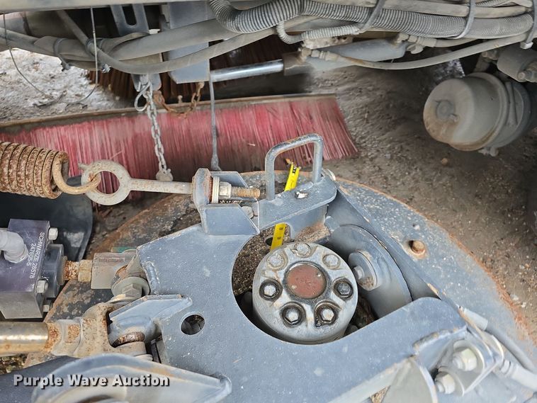 image for item DW3930 2018 Freightliner Business Class M2 street sweeper truck