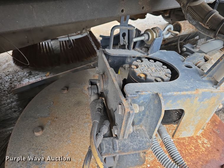 image for item DW3930 2018 Freightliner Business Class M2 street sweeper truck