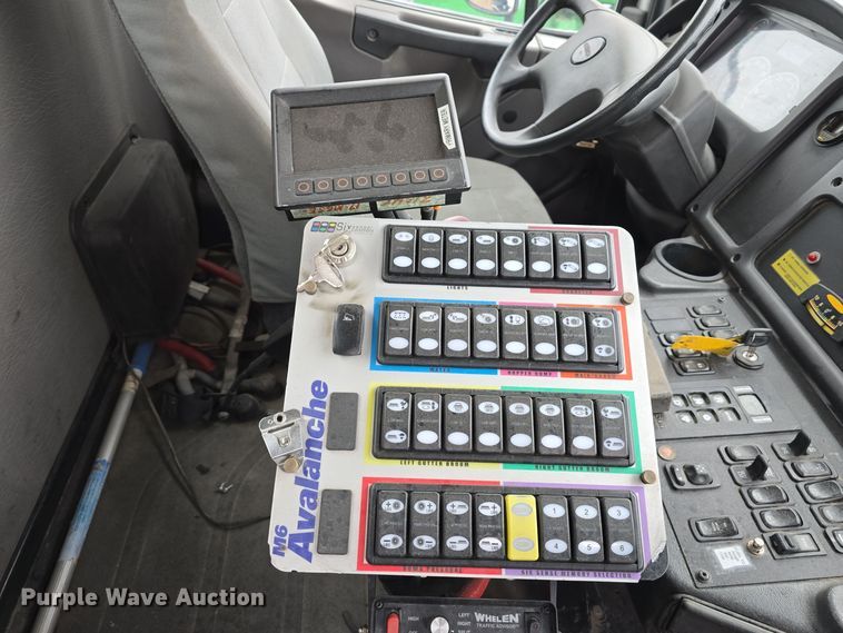 image for item DW3930 2018 Freightliner Business Class M2 street sweeper truck