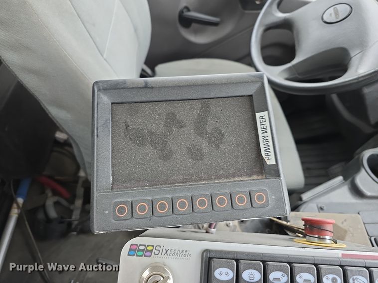 image for item DW3930 2018 Freightliner Business Class M2 street sweeper truck