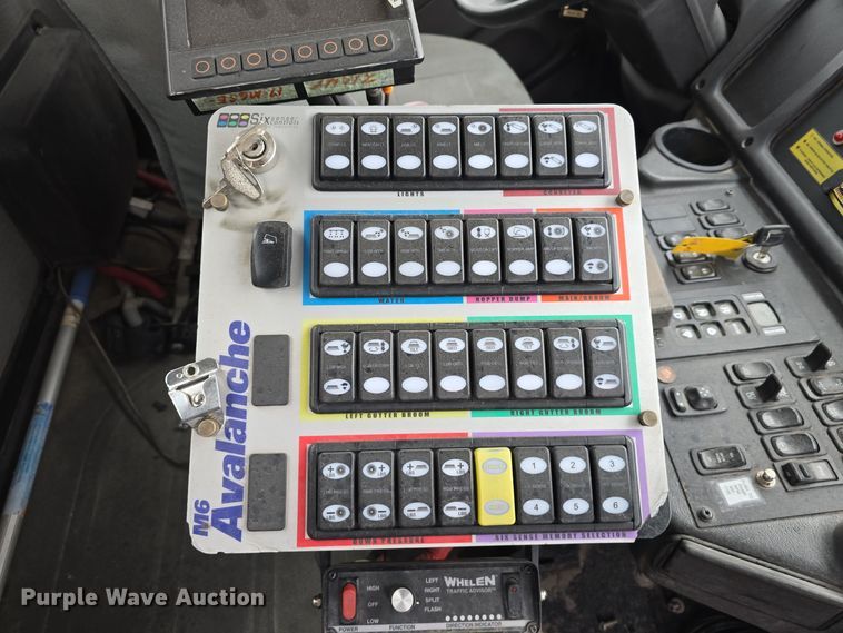 image for item DW3930 2018 Freightliner Business Class M2 street sweeper truck