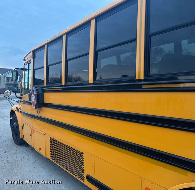 image for item DX3924 2014 Thomas  Saf-T-Liner C2 school bus