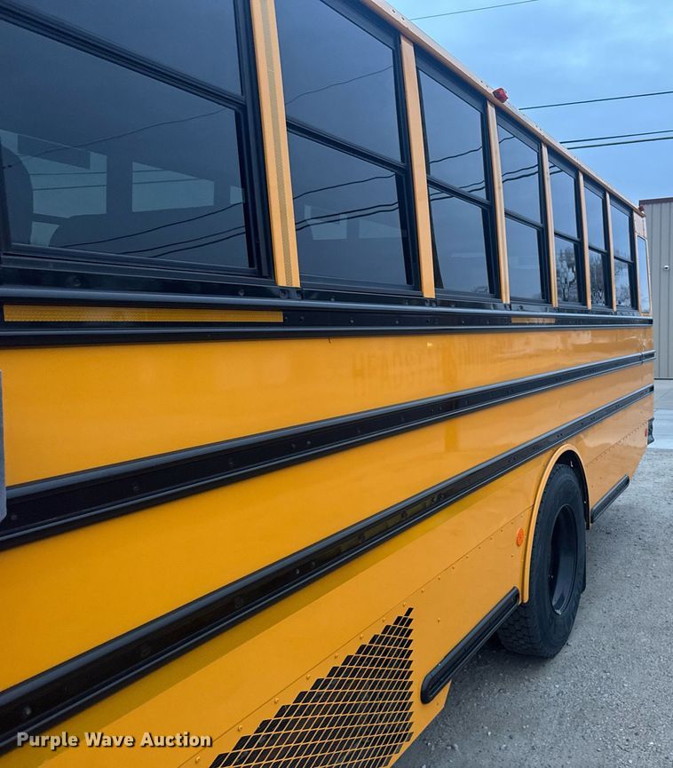 image for item DX3924 2014 Thomas  Saf-T-Liner C2 school bus