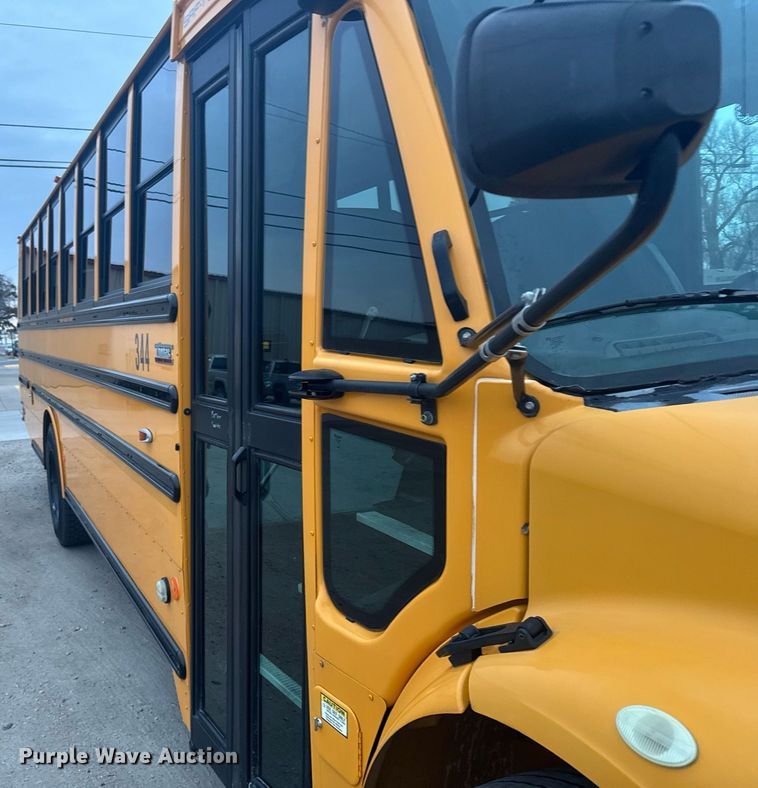 image for item DX3924 2014 Thomas  Saf-T-Liner C2 school bus