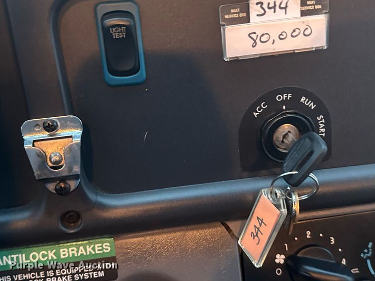 image for item DX3924 2014 Thomas  Saf-T-Liner C2 school bus