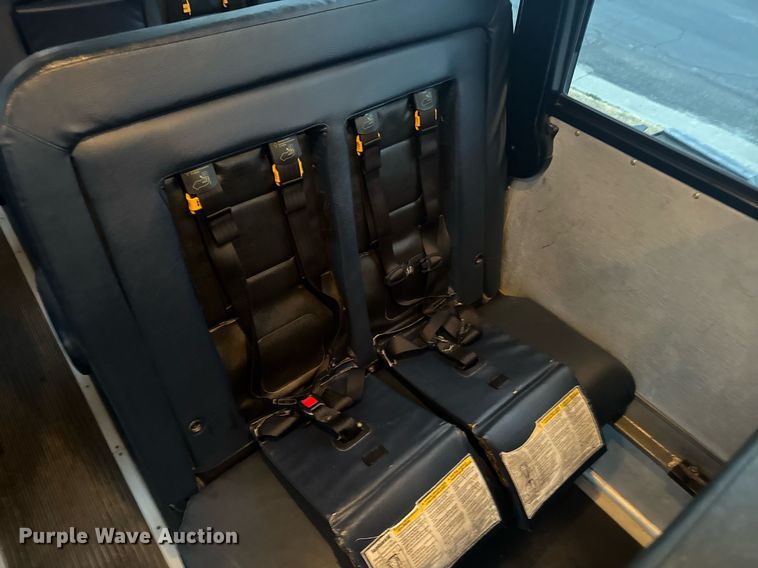 image for item DX3924 2014 Thomas  Saf-T-Liner C2 school bus