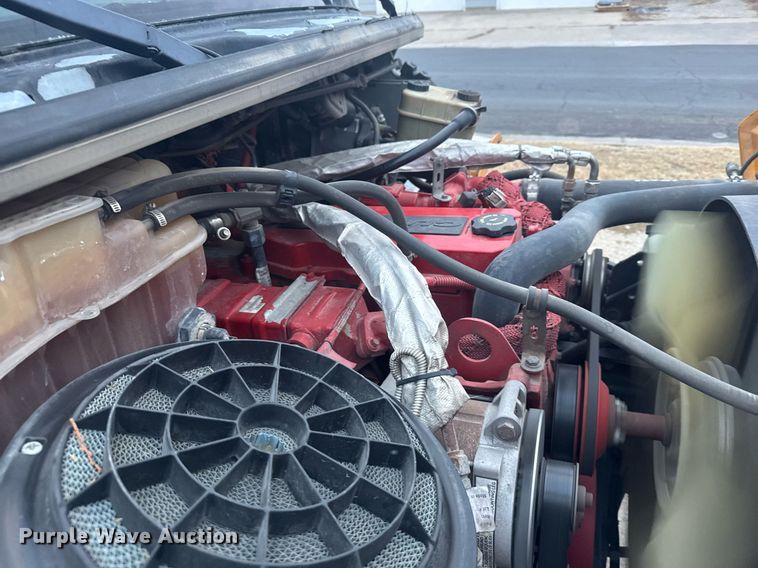 image for item DX3924 2014 Thomas  Saf-T-Liner C2 school bus