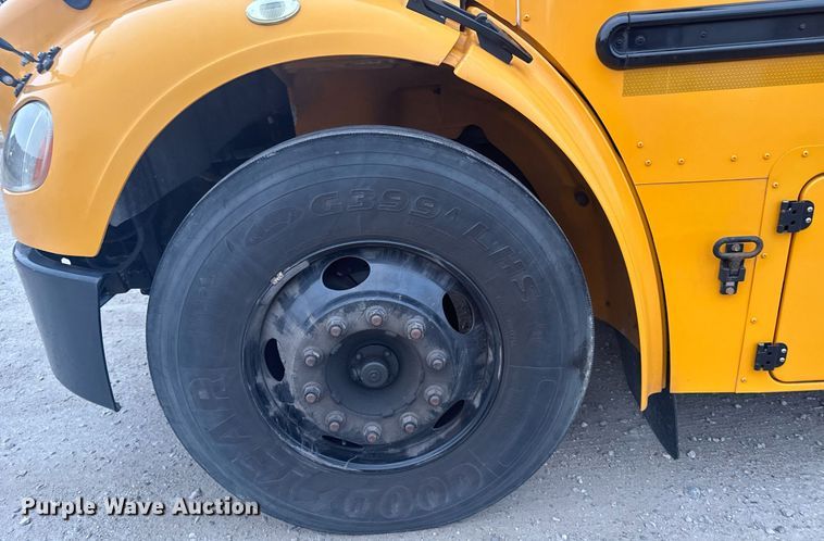 image for item DX3924 2014 Thomas  Saf-T-Liner C2 school bus