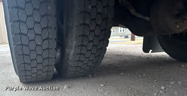 image for item DX3924 2014 Thomas  Saf-T-Liner C2 school bus