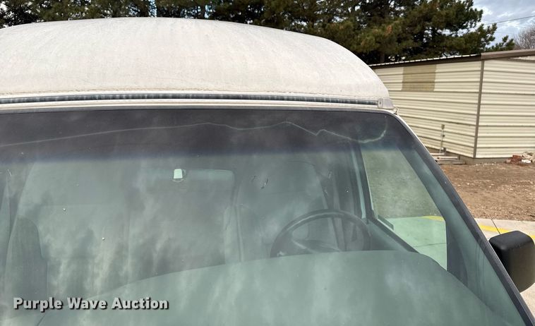 image for item DX3928 1999 Ford E350 Super Duty XLT handicap accessible van
