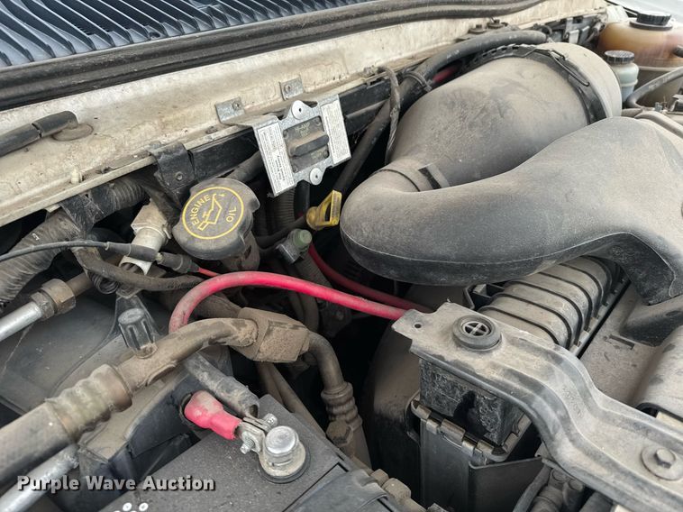 image for item DX3928 1999 Ford E350 Super Duty XLT handicap accessible van