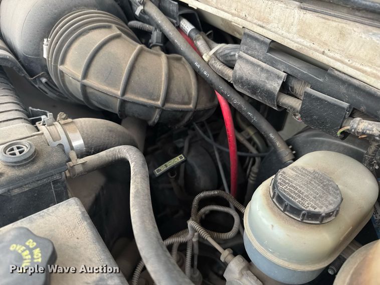 image for item DX3928 1999 Ford E350 Super Duty XLT handicap accessible van