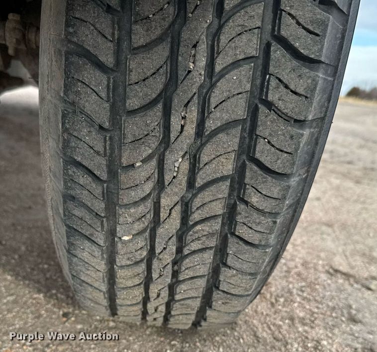 image for item DX3930 1993 Jeep Cherokee SUV