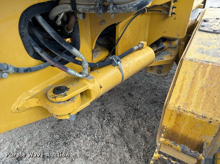 image for item DX3934 2007 John Deere 670D motor grader