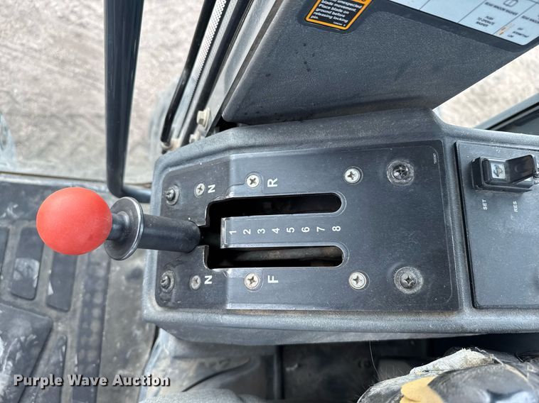 image for item DX3934 2007 John Deere 670D motor grader