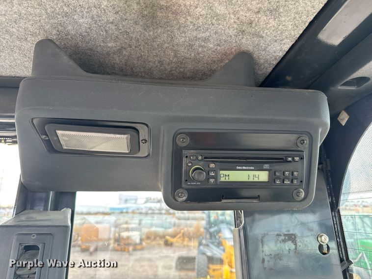 image for item DX3934 2007 John Deere 670D motor grader