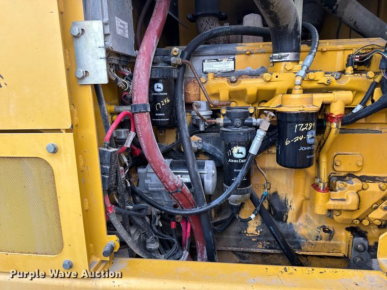 image for item DX3934 2007 John Deere 670D motor grader