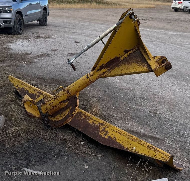 image for item DX3935 10' W three point blade