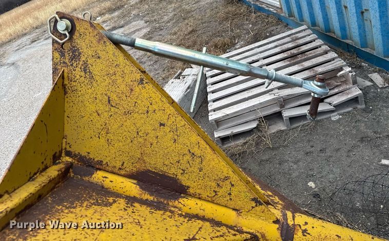 image for item DX3935 10' W three point blade