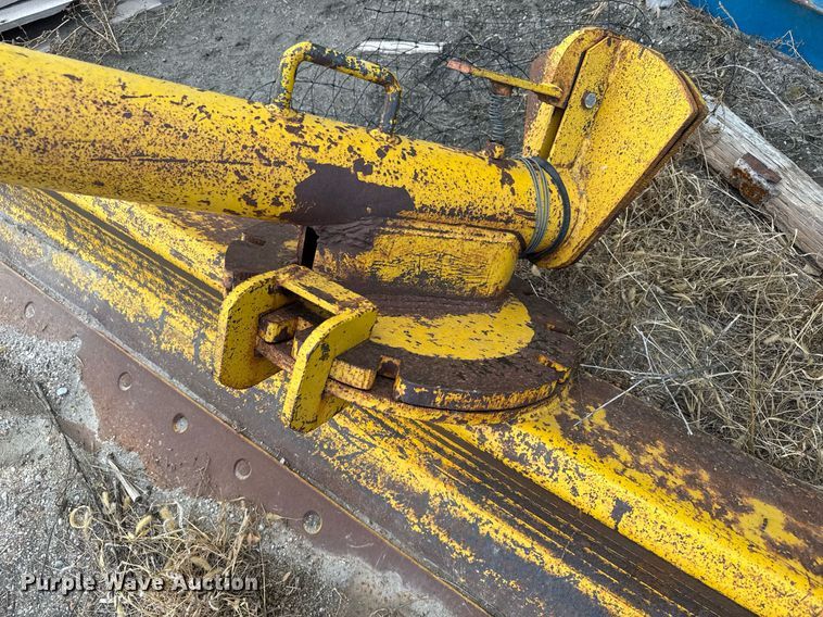 image for item DX3935 10' W three point blade