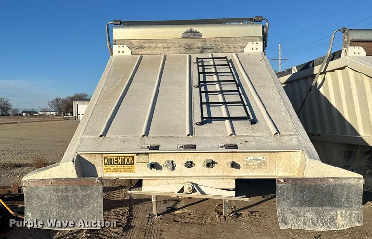 image for item DX3936 2015 Construction Trailer Specialist BDT-40 bottom dump trailer