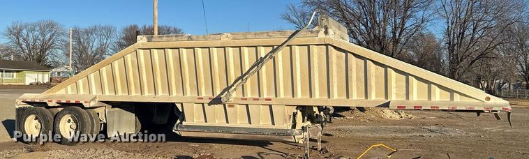 image for item DX3936 2015 Construction Trailer Specialist BDT-40 bottom dump trailer