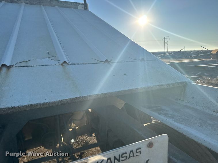 image for item DX3936 2015 Construction Trailer Specialist BDT-40 bottom dump trailer