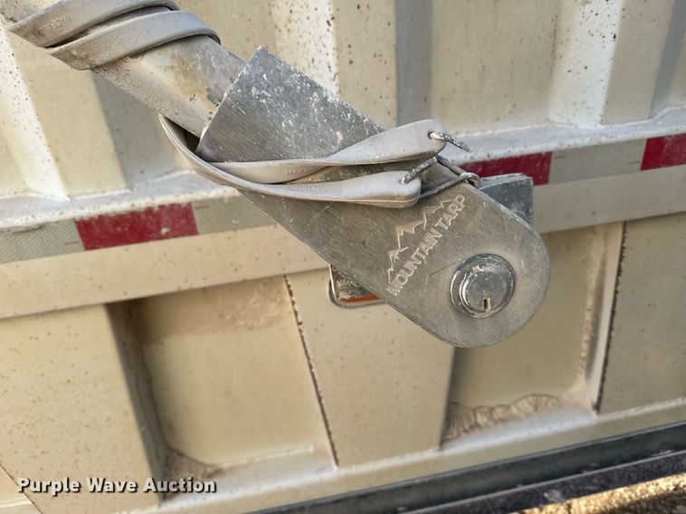 image for item DX3936 2015 Construction Trailer Specialist BDT-40 bottom dump trailer