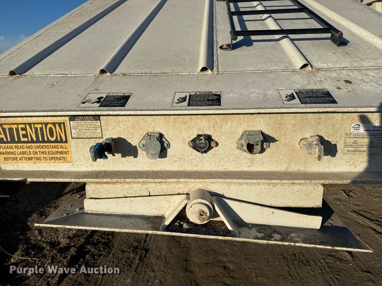 image for item DX3936 2015 Construction Trailer Specialist BDT-40 bottom dump trailer