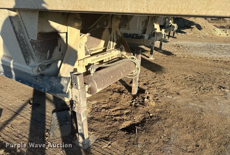 image for item DX3936 2015 Construction Trailer Specialist BDT-40 bottom dump trailer