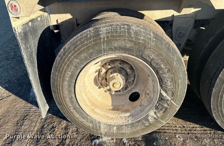 image for item DX3936 2015 Construction Trailer Specialist BDT-40 bottom dump trailer