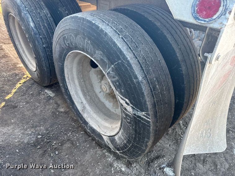 image for item DX3936 2015 Construction Trailer Specialist BDT-40 bottom dump trailer