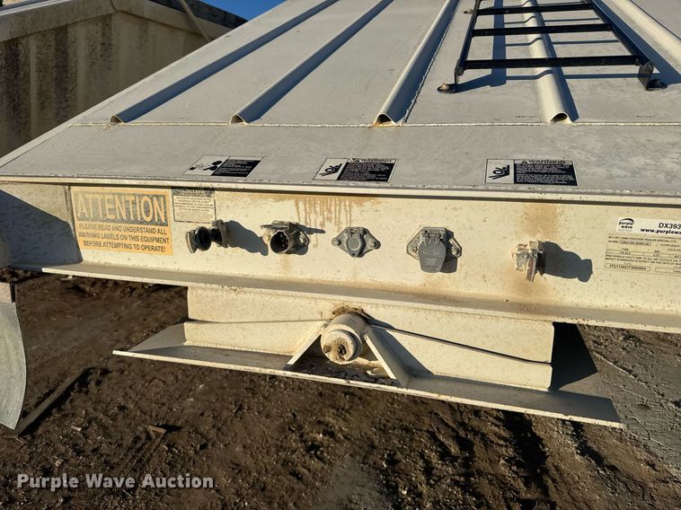 image for item DX3937 2015 Construction Trailer Specialists BDT-40 bottom dump trailer