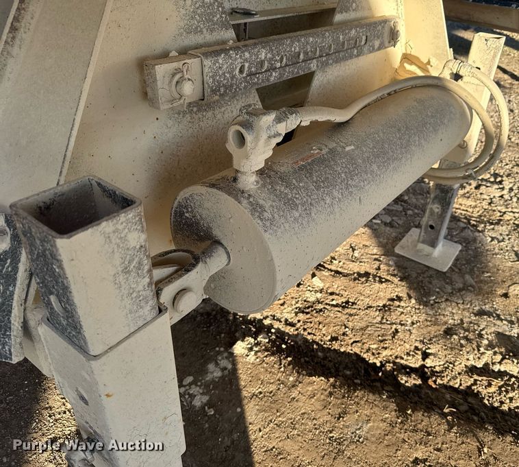 image for item DX3937 2015 Construction Trailer Specialists BDT-40 bottom dump trailer