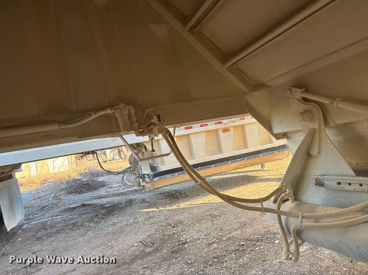 image for item DX3937 2015 Construction Trailer Specialists BDT-40 bottom dump trailer