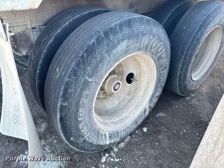 image for item DX3937 2015 Construction Trailer Specialists BDT-40 bottom dump trailer