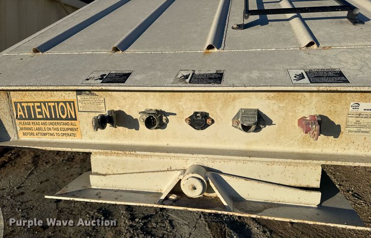 image for item DX3938 2015 Construction Trailer Specialists BDT-40 bottom dump trailer