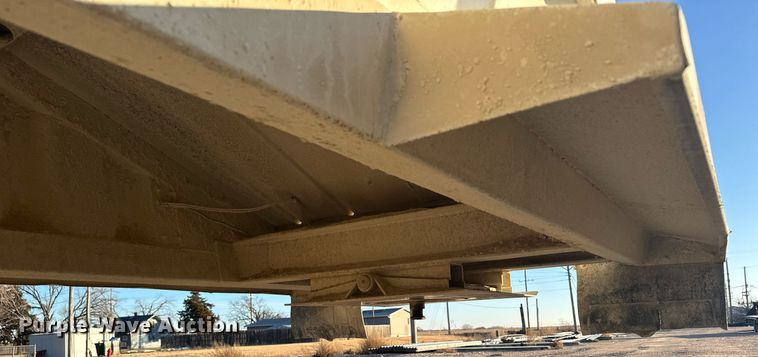 image for item DX3938 2015 Construction Trailer Specialists BDT-40 bottom dump trailer