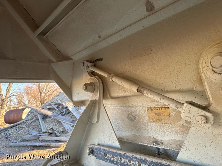 image for item DX3938 2015 Construction Trailer Specialists BDT-40 bottom dump trailer