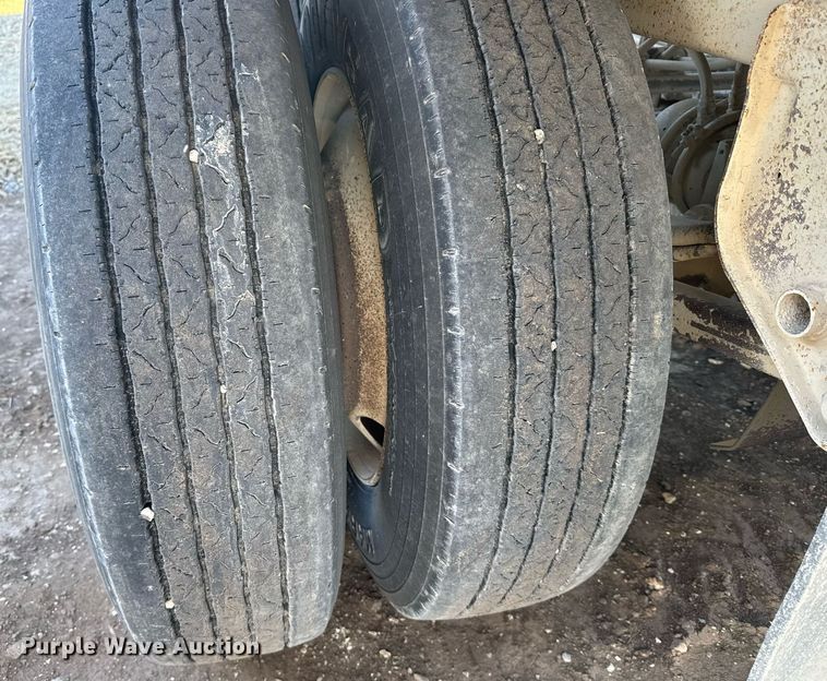 image for item DX3938 2015 Construction Trailer Specialists BDT-40 bottom dump trailer