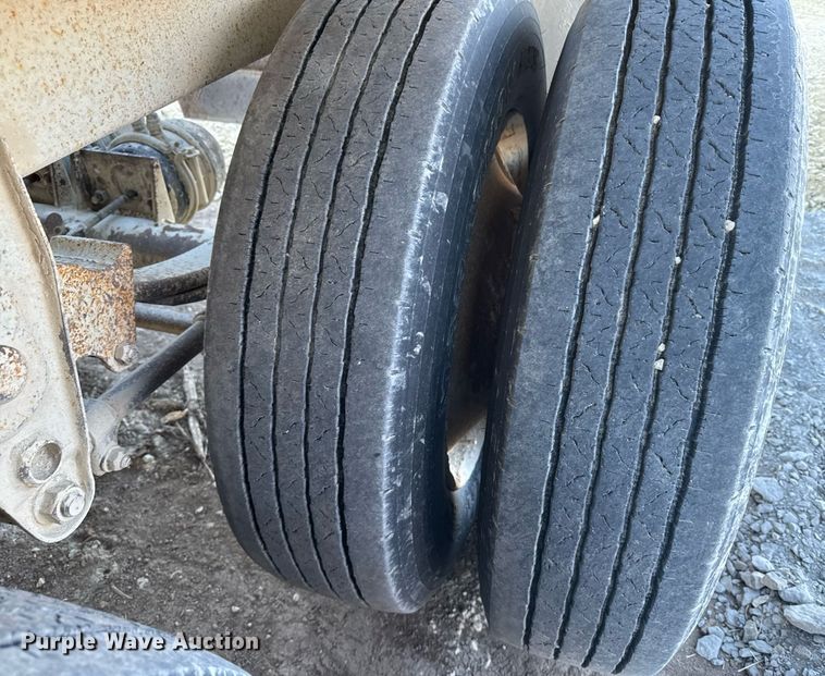 image for item DX3938 2015 Construction Trailer Specialists BDT-40 bottom dump trailer