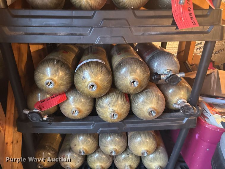 image for item EG7920 (29) SCBA tanks